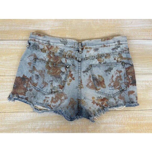 Free People Floral Denim Jean Shorts Size 30 (33w) Women’s Distressed - Picture 5 of 7